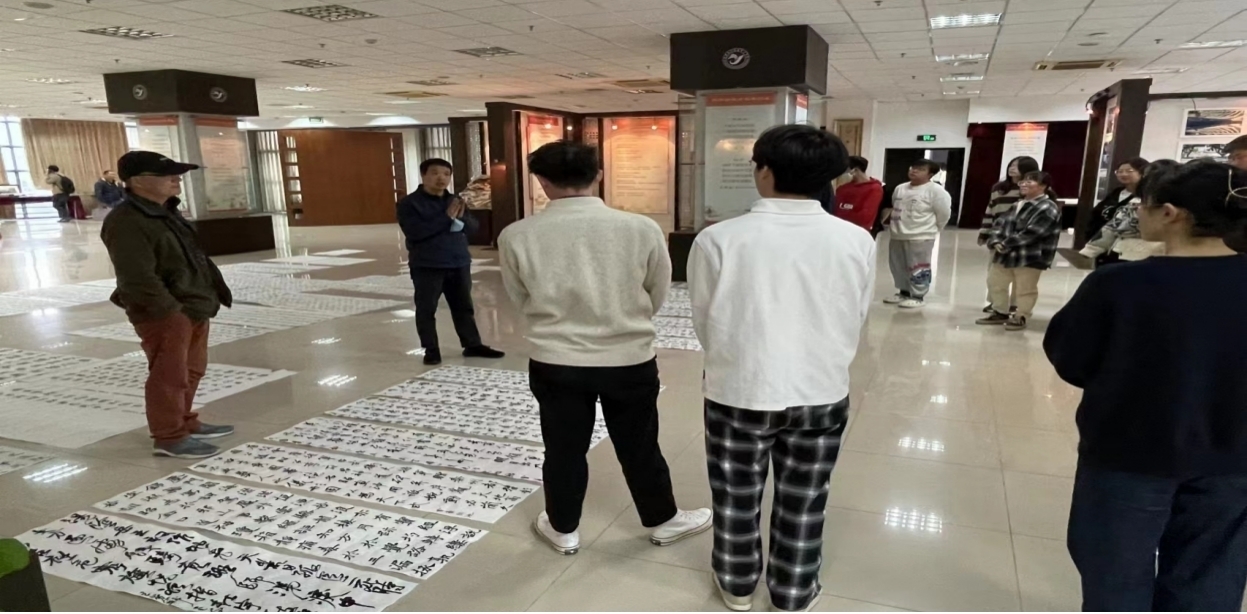 图片2.jpg 图片2.jpg